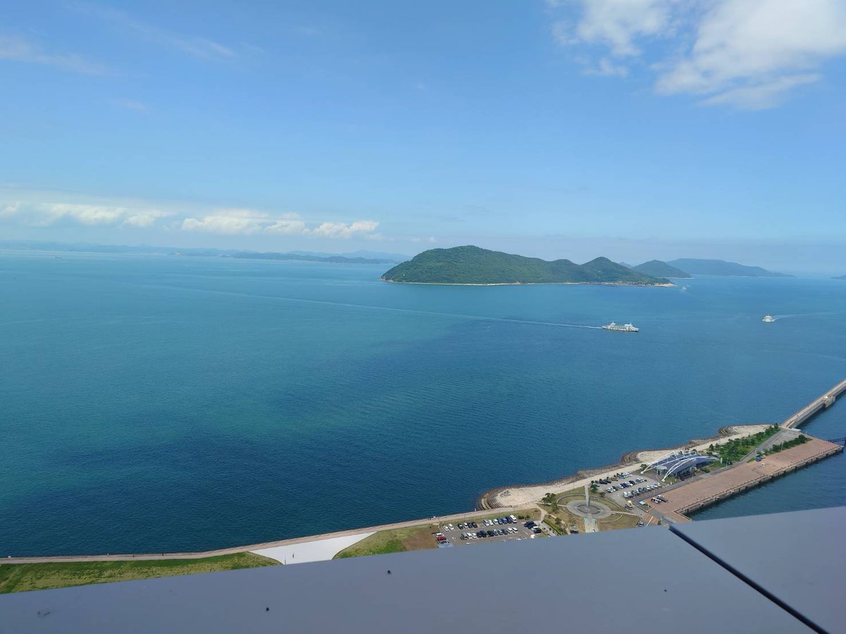 marusora416's tweet photo. 鉄研会長
小豆島(高松)を満喫しているようで…うらやましい
彼はこの人に会うために小豆島まで行くんだよね https://t.co/dQumWPbiWp