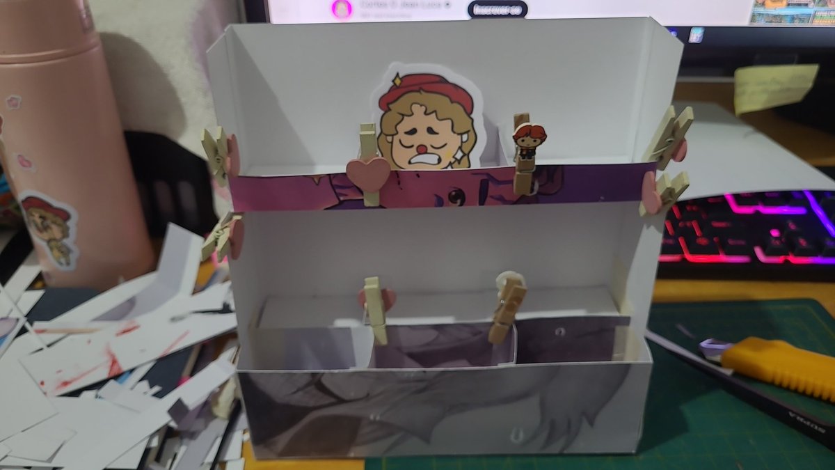 passalariss's tweet photo. Mesa de artista perto de um evento à 1h30 https://t.co/ivz7Kufp44