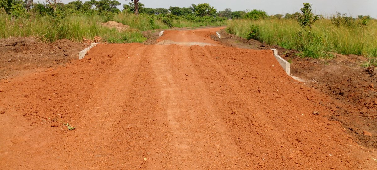 McBennyAcholi's tweet photo. Culvert placed to block community access roads making community members to regret and started to have negative perceptions towards the new development. Contractor come and fix. 
@Meccnar_Gambia @LDC_LIFEAR  @LIFEARug 
@MoWT_Uganda
@StateHouseUg
#LIFEAR #ClimateAction #DRI #UTG https://t.co/YwhqGiITVC