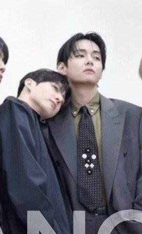 vtaeby's tweet photo. mau jadi jk, centil banget 😭😭😭 [] https://t.co/56psuljsJa