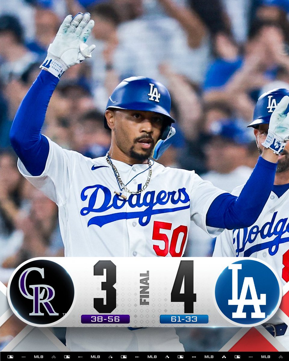 MLB's tweet photo. Mookie Betts drives in the winning run in the 8th for the @Dodgers! https://t.co/46mxSeQXul