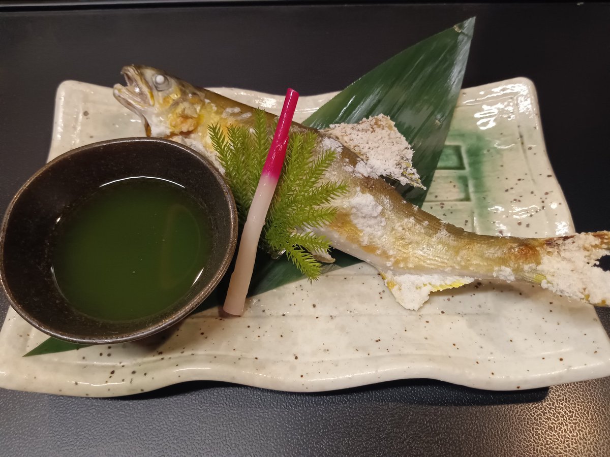 kogomian's tweet photo. 夜のおすすめです
久々　#水ダコ　お造りでありますよ〜
鮎もまだまだ！
本日もお待ちしてます☺
#鮎の塩焼き　#金時草
#練馬居酒屋　
#桜台居酒屋　
#練馬ランチ　#桜台ランチ https://t.co/GnuCKzJOMI