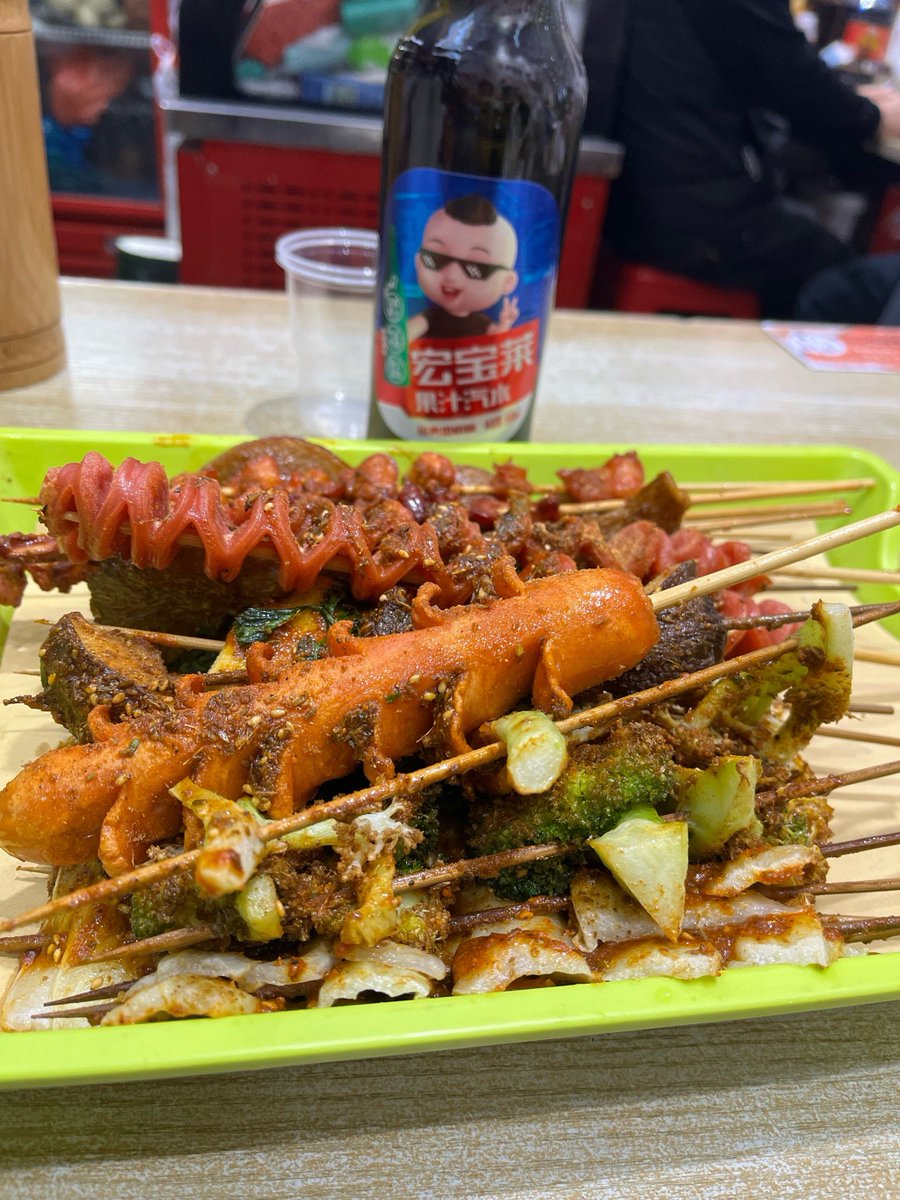 charlywote's tweet photo. Craving warm Taiwanese stinky tofu fresh from the street cart Crispy outside, smelly savory inside – a late-night snack vibe you can’t miss!， https://t.co/zhyDgyNWkK