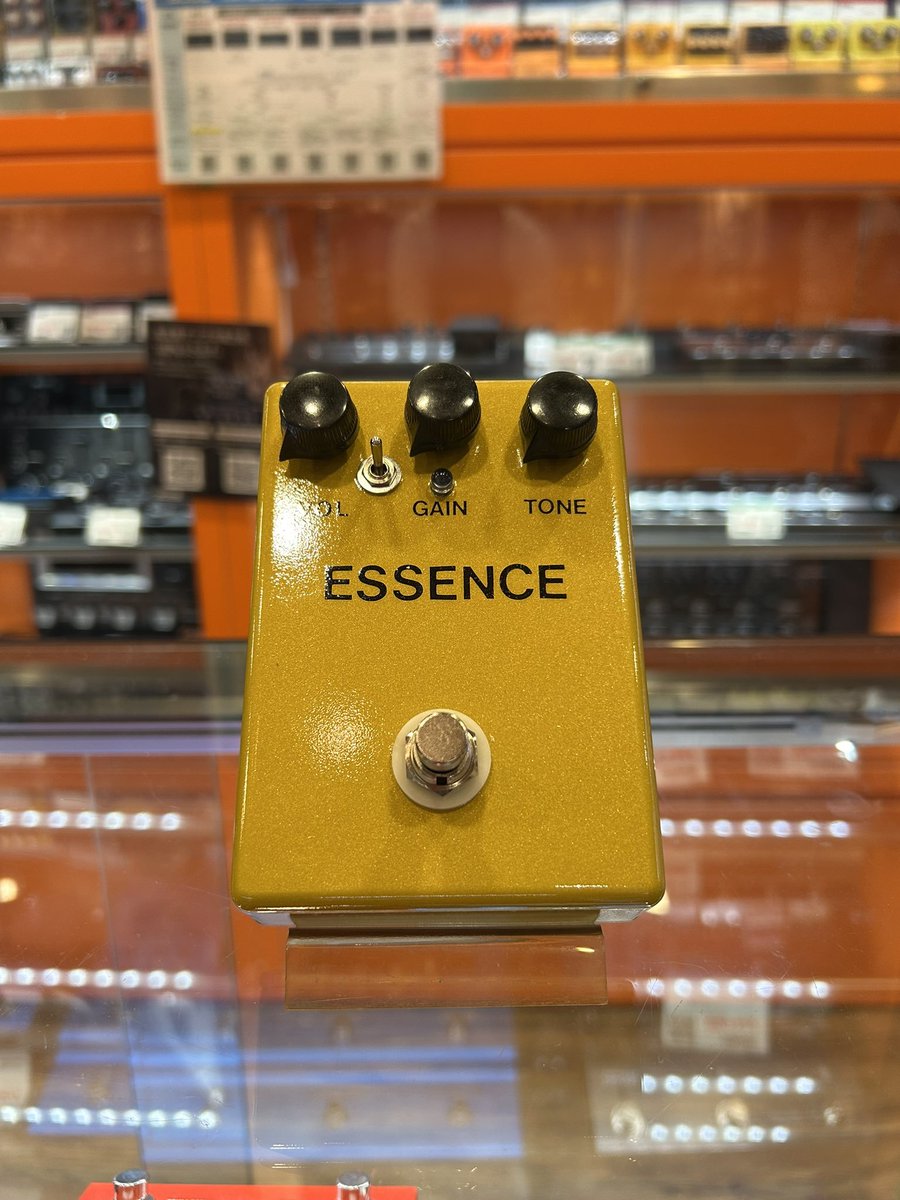 入荷しました！ HUMAN GEAR / ESSENCE ハンドメイドで製作されるペダル