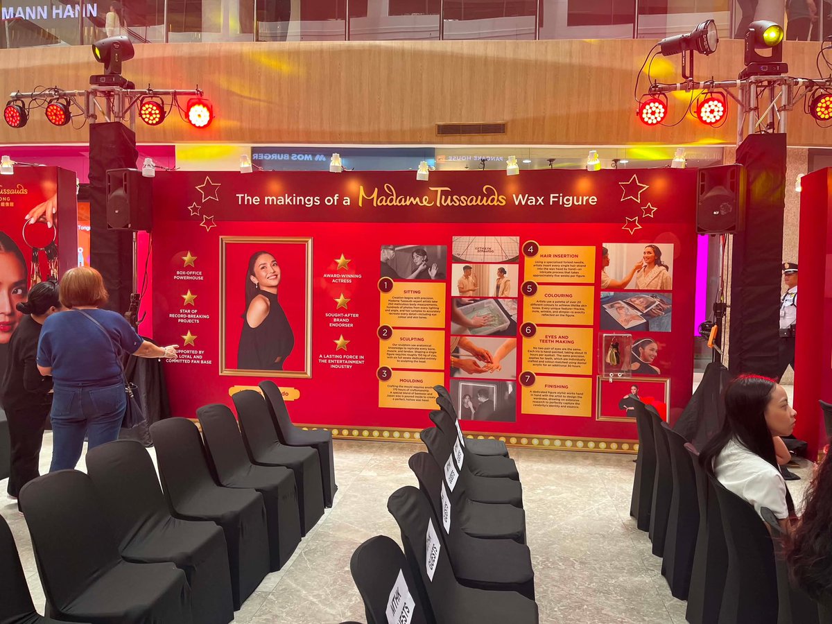 Push_Alerts's tweet photo. LOOK: Stage is set at the Glorietta 2 Palm Drive Activity Center for the unveiling of Kathryn Bernardo’s Madam Tussauds wax figure. Press and fans gathered at the free event to witness Kath meet her wax figure twin.
#KathrynShinesAtMTHK #PUSHABSCBN #pushupdates #KathrynBernardo https://t.co/itGMHxagIP