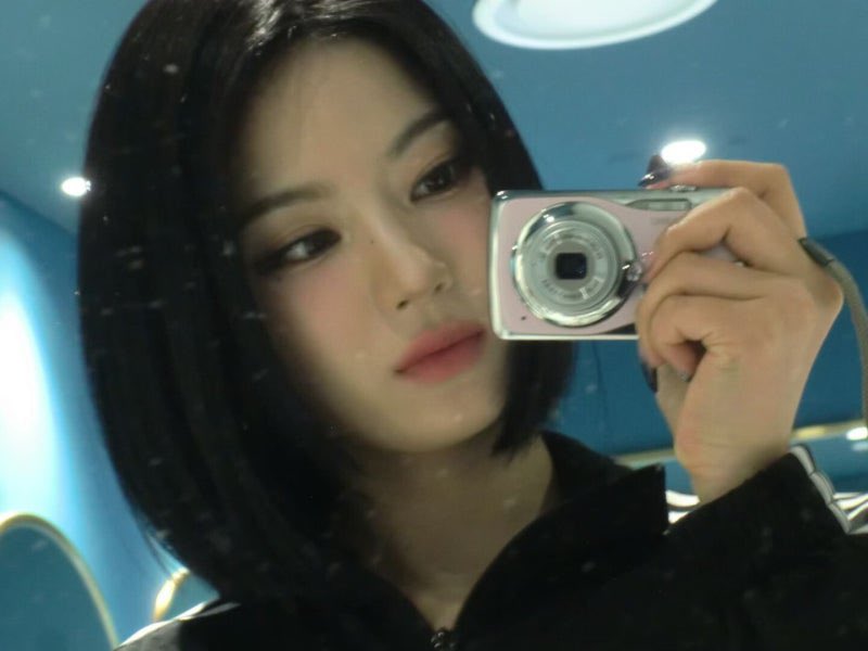 daililil's tweet photo. 스테이씨 아이사 디카 정보 
STACY ISA digicam 
카시오 엑슬림 casio exilim z550 (pink)
#플라이밀 #남친 #퀸동주 https://t.co/aRb8PXtypp