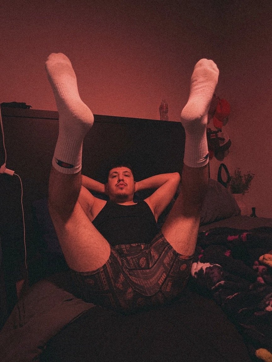 this_isnotale99's tweet photo. Fold me up like a pretzel 🥨💦

#latino #flexforme #bi #satx #dm #explorepage https://t.co/a1gVHpGy4r