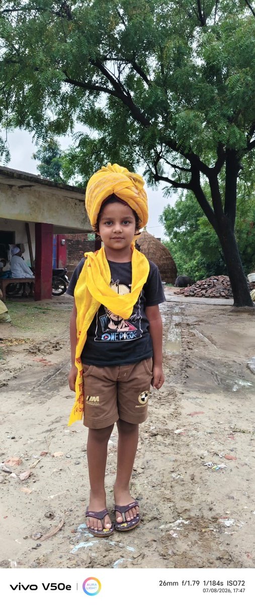 ExbhNews's tweet photo. Mere baccho ke photo https://t.co/Bg6IWhFdNT