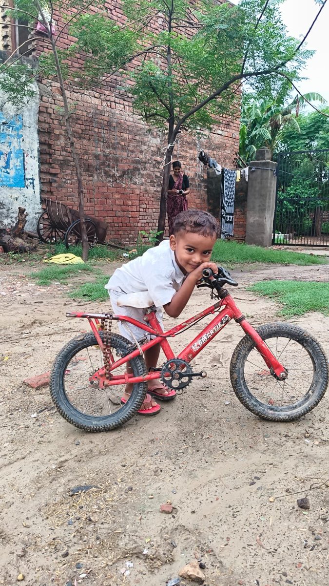 ExbhNews's tweet photo. Mere baccho ke photo https://t.co/Bg6IWhFdNT