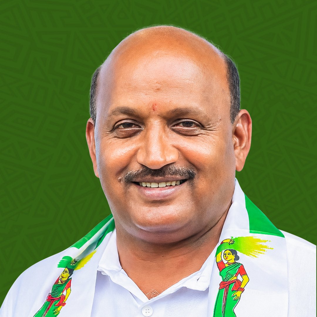 hd_kumaraswamy's tweet photo. ವಿಧಾನ ಪರಿಷತ್ ಸದಸ್ಯರು ಹಾಗೂ @JanataDal_S ಪಕ್ಷದ ಮುಖಂಡರಾಗಿರುವ ಶ್ರೀ ಸಿ.ಎನ್. ಮಂಜೇಗೌಡ ಅವರಿಗೆ ಜನ್ಮದಿನದ ಹಾರ್ದಿಕ ಶುಭಾಶಯಗಳು. ಆ ಭಗವಂತ ನಿಮಗೆ ಇನ್ನೂ ಹೆಚ್ಚಿನ ಆಯುರಾರೋಗ್ಯ ನೀಡಿ ಇನ್ನಷ್ಟು ದೀರ್ಘಕಾಲ ಜನಸೇವೆ ಮಾಡುವ ಶಕ್ತಿ, ಚೈತನ್ಯ ನೀಡಲಿ ಎಂದು ಹಾರೈಸುತ್ತೇನೆ. https://t.co/QQ3tgKUcqs