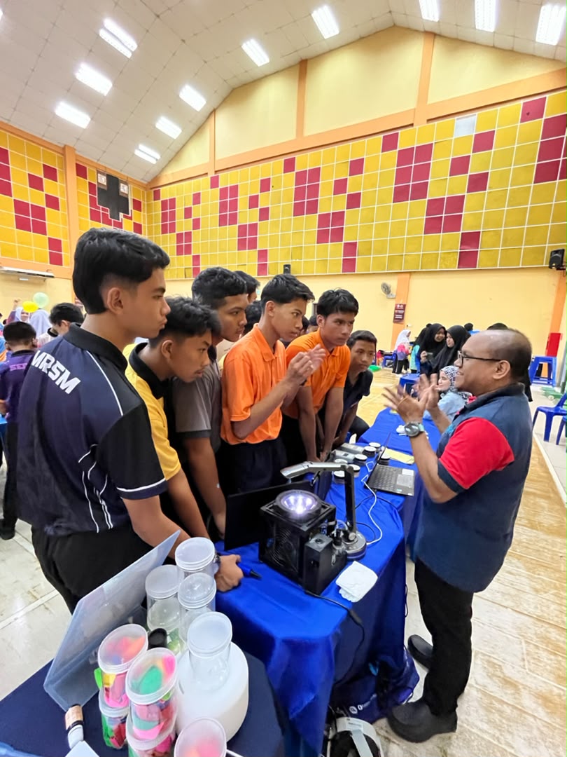 officialmosti's tweet photo. 𝐏𝐑𝐎𝐆𝐑𝐀𝐌 𝐀𝐃𝐕𝐎𝐊𝐀𝐒𝐈 𝐍𝐔𝐊𝐋𝐄𝐀𝐑 𝐃𝐈 𝐌𝐑𝐒𝐌 𝐊𝐔𝐀𝐋𝐀 𝐊𝐑𝐀𝐈 𝐒𝐄𝐌𝐏𝐄𝐍𝐀 𝐏𝐑𝐎𝐆𝐑𝐀𝐌 𝐉𝐀𝐍𝐆𝐊𝐀𝐔𝐀𝐍 𝐌𝐀𝐋𝐀𝐘𝐒𝐈𝐀 𝐓𝐄𝐂𝐇𝐋𝐘𝐌𝐏𝐈𝐂𝐒 𝟐𝟎𝟐𝟔

@officialmosti https://t.co/U88yoFQFNn https://t.co/H1T5X6DKWf