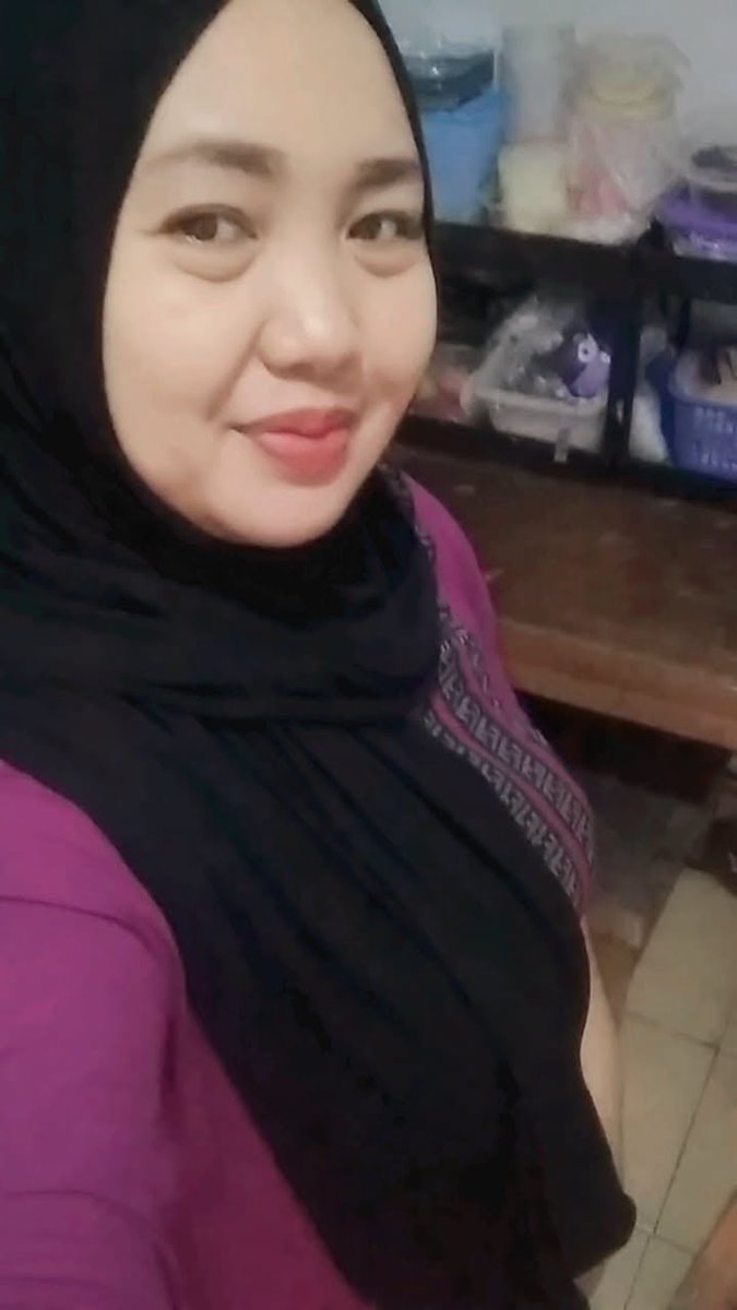 Panas_69's tweet photo. Enak banget nih muka nya binor nana, pasti jago nyep*Ng @ceoputrilaguna https://t.co/BaEL6FWCCe