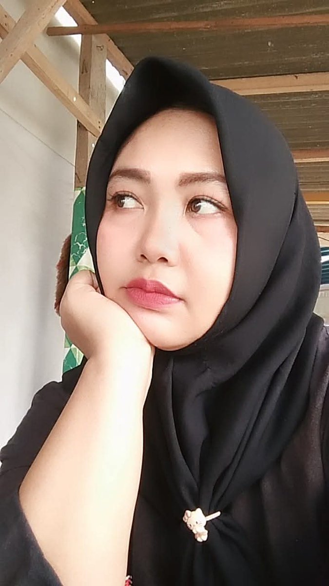 Panas_69's tweet photo. Enak banget nih muka nya binor nana, pasti jago nyep*Ng @ceoputrilaguna https://t.co/BaEL6FWCCe