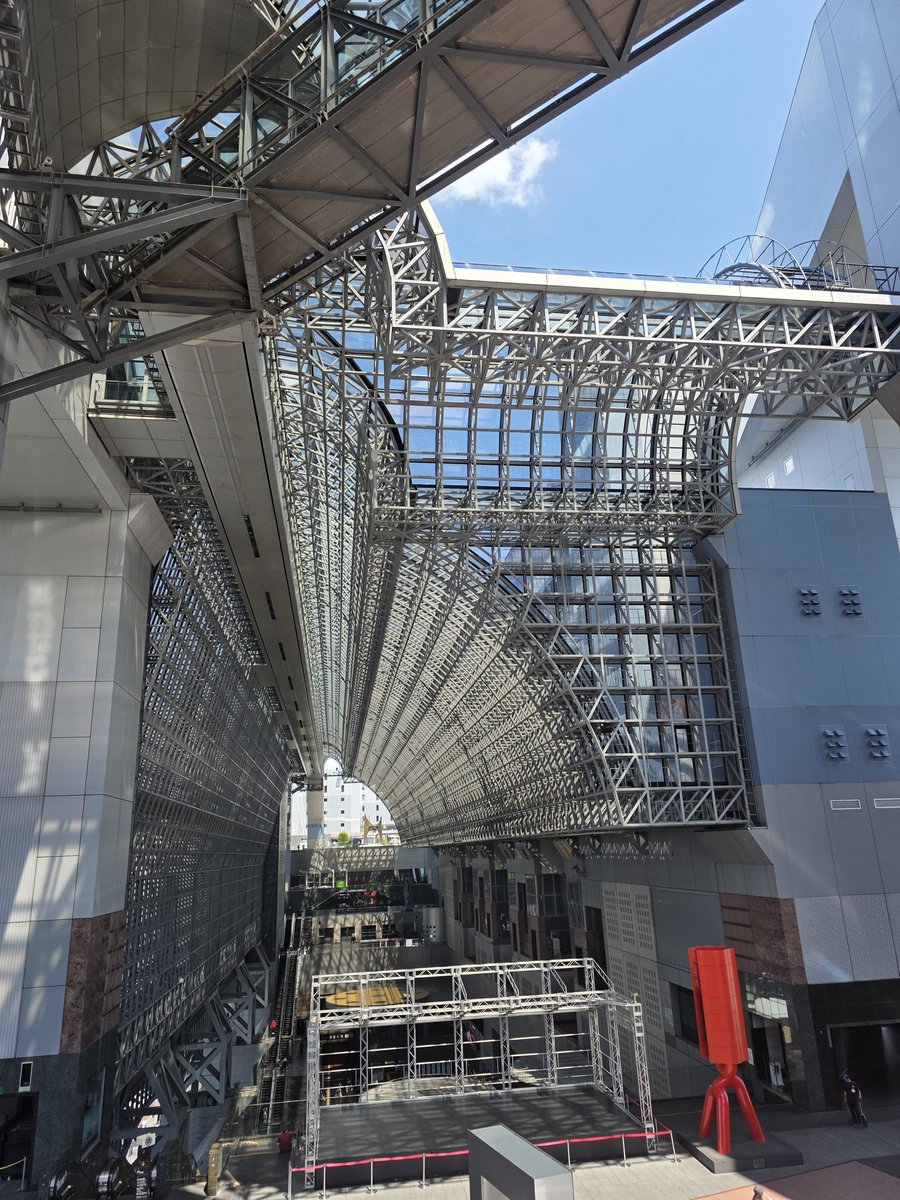 smworld_sm's tweet photo. ヤベェ、京都に住みたくなってきた。
これまで京都駅はほぼ通過駅でしかなかったのに。 https://t.co/VwZ707Yos1