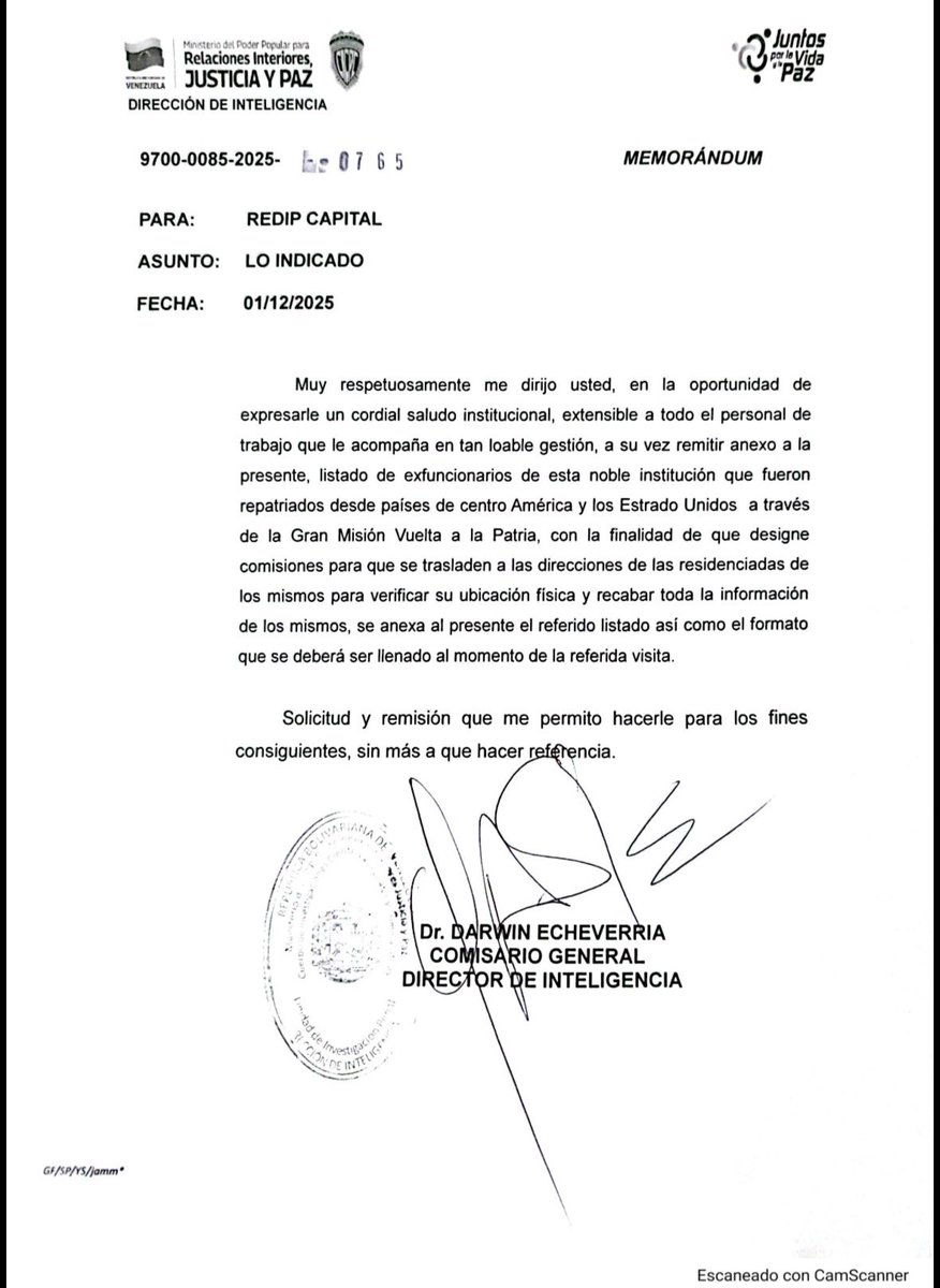 8ardv's tweet photo. Lo vengo denunciando desde junio de 2025, tenía que pasar esta degracia para que finalmente se revelara que los deportados son detenidos al llegar a Venezuela.  El estado sigue torturando inocentes. https://t.co/hHjpUzLwJ8