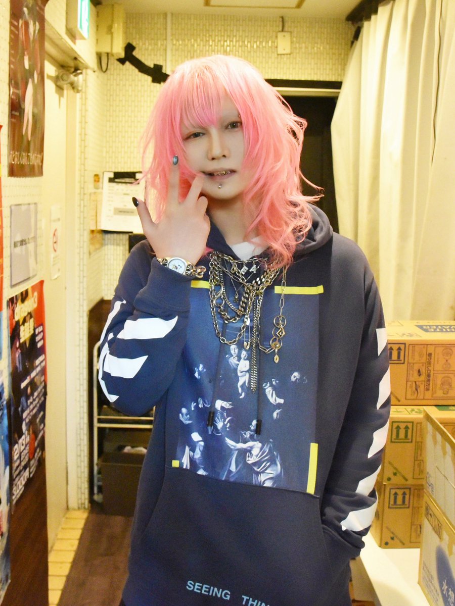 trembling_bambi's tweet photo. ｛…こ。 https://t.co/y8EJs3K2Ny