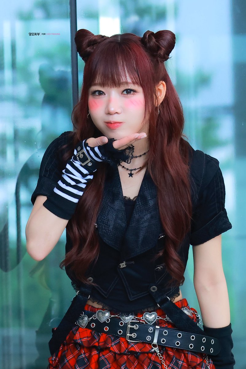 dangmozibu1112's tweet photo. 260708 미팬 ෆ⸒⸒

#최유정 #CHOIYOOJUNG @choikong_r  
#비장의무기 #PerfectTarget #콩알콩알 https://t.co/jvExQs0ZUk