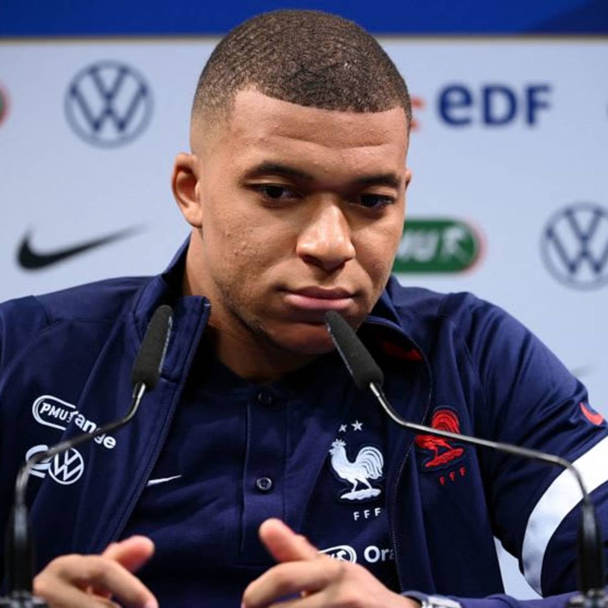 kephasjoe's tweet photo. 🚨🗣️ Kylian Mbappé:

"Cristiano Ronaldo is a legend. He has inspired and influenced an entire generation of football players. I don't think we will ever see someone like him again." ❤️

The influence. The legacy. The greatness. 🐐 https://t.co/hSkaW1jHeJ