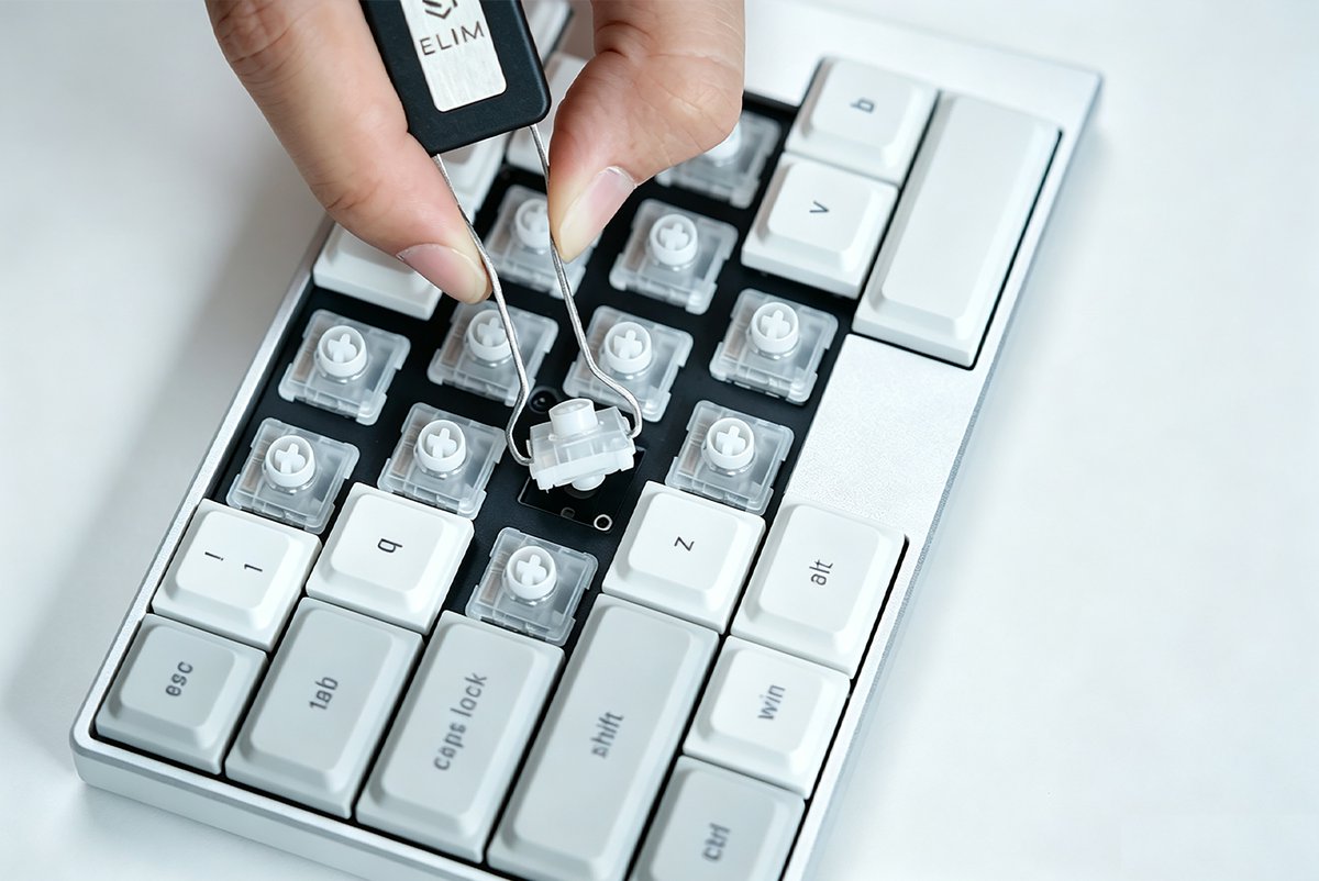 ElimKeys's tweet photo. A closer look at Elytra’s low-profile switches and hot-swappable design.
Easy to remove, easy to customize.
#Elimkeys #Elytra #LowProfileKeyboard #MechanicalKeyboard #Keycaps https://t.co/mqdXpYWfM4