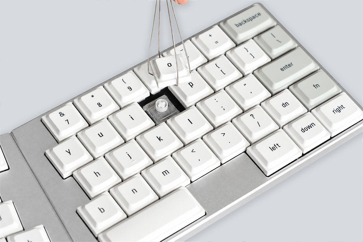 ElimKeys's tweet photo. A closer look at Elytra’s low-profile switches and hot-swappable design.
Easy to remove, easy to customize.
#Elimkeys #Elytra #LowProfileKeyboard #MechanicalKeyboard #Keycaps https://t.co/mqdXpYWfM4