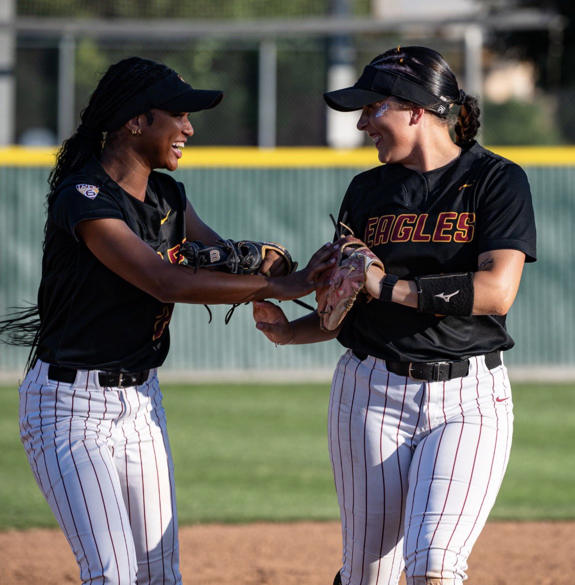 KylieByrd2010's tweet photo. Thank you @FresnoBeeSports for recognizing me as one of “The Bee All-Stars” - https://t.co/KF5ErEcC9m @CWSB_BGR8 @CWAthletics_ 🦅🖤♥️ https://t.co/R52MQDnYWg