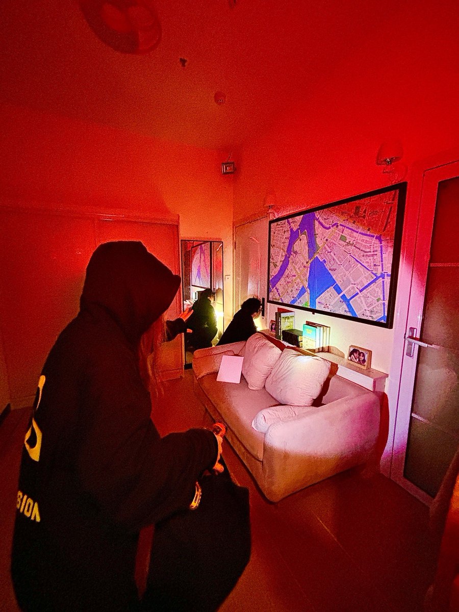 jussi84's tweet photo. Just escaped a mind-blowing room escape challenge in 12 minutes! Puzzles were tricky, but the win feels SO good. Who’s joining my next attempt https://t.co/Tbbi6a9L5x
