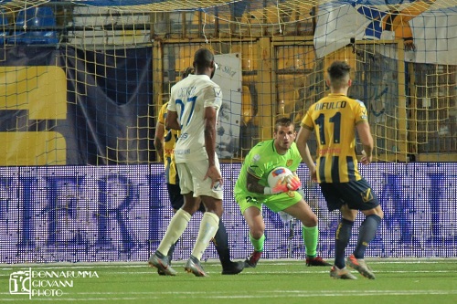 magazinepragma's tweet photo. Da Castellammare a Milano: Provedel, il portiere che fece impazzire la Juve Stabia ora è nerazzurro: C’è un paradosso sottile che attraversa tutta la vita e la carriera di Ivan Provedel.#calcio #inter… https://t.co/L8ZhpOQghH #calcio #inter #juventus #sport #calciomercato https://t.co/5txRSj3kEz