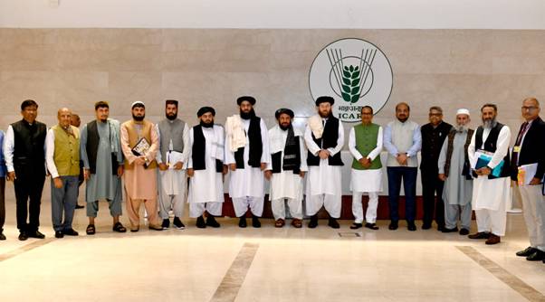 icarindia's tweet photo. On 8 July, Shri Shivraj Singh Chouhan and Afghanistan's Agriculture Minister H.E. Ataullah Omari discussed stronger agri ties. Dr. M.L. Jat and senior #ICAR officials joined the bilateral meeting.
@ChouhanShivraj @PIB_India @AgriGoI https://t.co/B85r1bPFFV