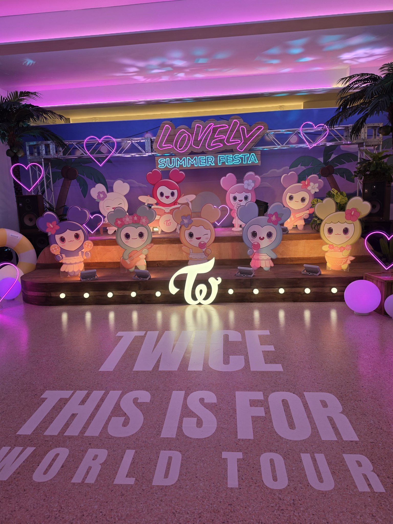 TWICE ツウィ \