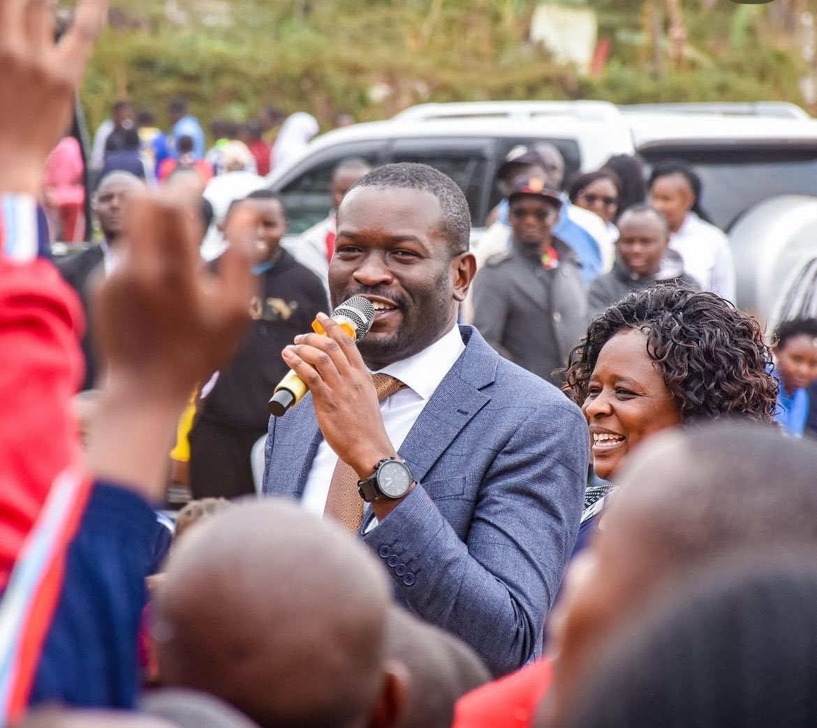 kenyancryptos's tweet photo. I am Bropeo Omondi,  I am a Luo.
Sifuna is my presidential candidate 
Mimi ni Sifuna 

#lindamwananchi
#SisiNdioSifuna https://t.co/Typo3GWeMq