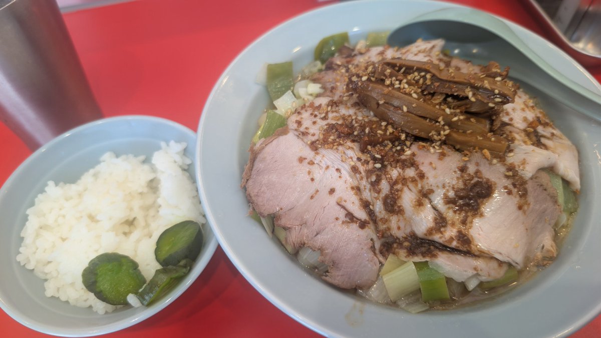 83nuku's tweet photo. ネギトンみそラーメン https://t.co/WA5YvxfjAt