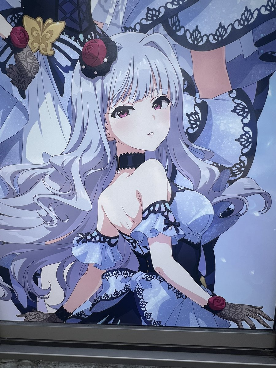hara_yumi_0121's tweet photo. わたしも見に行けました！
アトレの中は、ミリオンの曲がループしてて、素敵空間でした🎵🥰
このイラスト、みんな素敵だよね😍
貴音さんも美しい💕
貴音さんが1番右下だったので、一緒に写真撮りやすくてうれしい😆
11日までなのでまだ行かれてない方はぜひ✨
＃秋葉原っぱフェスティバル https://t.co/LlQG0VljDa