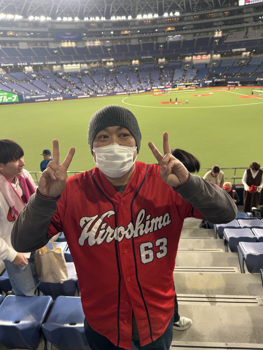 banp14rad's tweet photo. 広島ファン https://t.co/YSuxNCF4do