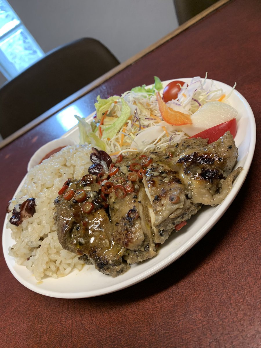 BalEthnic's tweet photo. 2026/07/09
マイアミで最高に感動したジャークチキン&amp;豆ごはん

今日も暑いー
スタミナつけていきましょ〜
ペルソナのジャークチキンは数量限定です
ジャークポークのペルソナ巻も人気なんです
本日も16:00〜23:00まで
皆さまの笑顔溢れるように
スパイシーなペルソナ
#ジャークチキン #多国籍料理 https://t.co/7AiVo65rVD