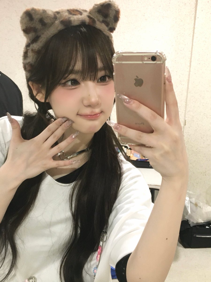 aamaii0607's tweet photo. 아니근데귀여운머리는난한번쯤꼭해야돼
#가출 #커미션_구함 https://t.co/D6SxLBZ29e
