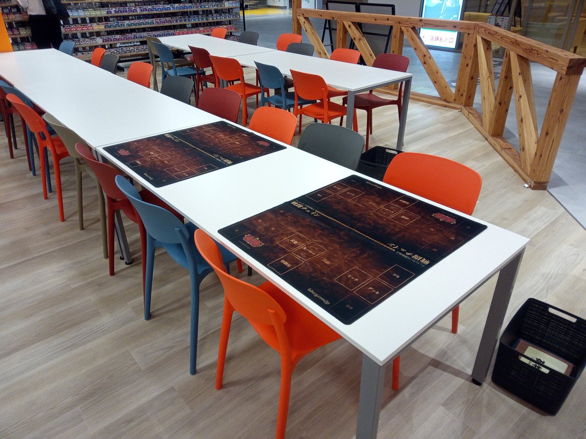 フレッシュアンドブラッドのプレイマットを配置してみました！ 新品