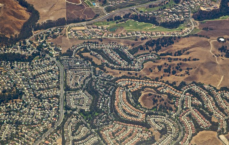 DigitalEU's tweet photo. AI and satellite imagery help emergency teams respond to natural disasters.

After the Venezuela earthquakes, NASA, Microsoft and the EU's Copernicus programme used AI and satellite data to assess building damage and help direct rescue efforts.

#FrAIday🔗 https://t.co/2j9pQpMuny https://t.co/YNkuhP6Q4T