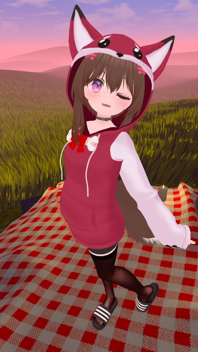 MelonAfterHours's tweet photo. Ahh, such nice weather for a picnic, isn't it?
Of course I also brought some equally nice food... though I might've forgotten the sauce~ https://t.co/6eNLZCJCJT