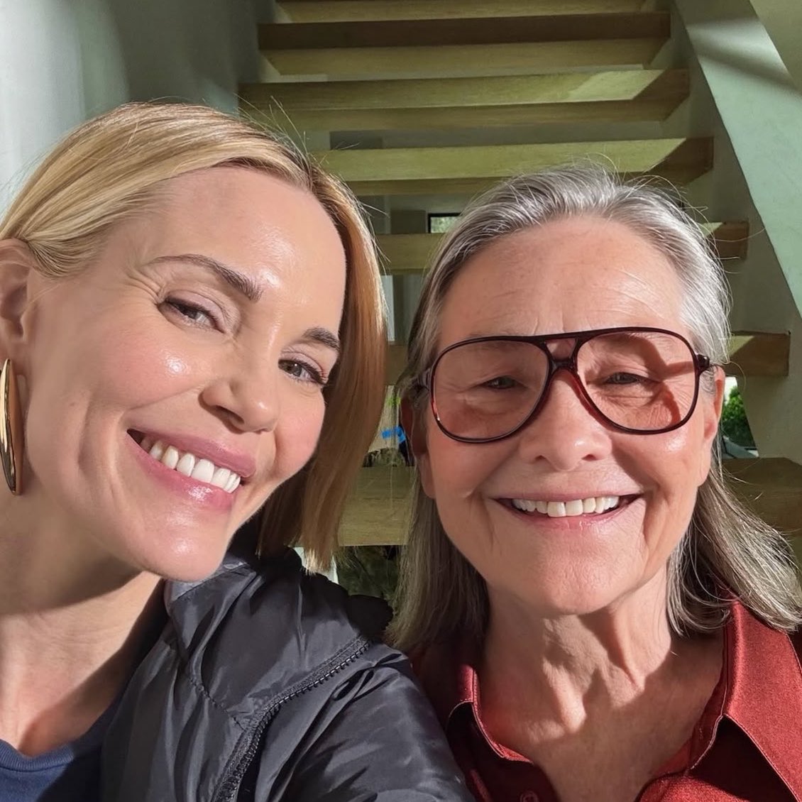 anemvas's tweet photo. my favourite very real very canon very lesbian couple https://t.co/GWyLfHJ1a0
