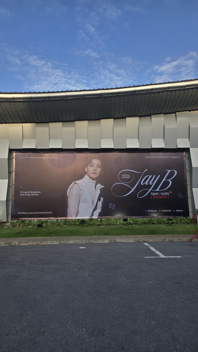 JJH_NJM's tweet photo. โปรเจ็คที่อิมแพคเริ่มขึ้นป้ายแล้ววว ตื่นเต้น ๆๆๆๆๆๆๆๆๆๆ🥺🤟🏻

#JAYB 
#2026tape_roots_bangkok https://t.co/iiShvmcfji