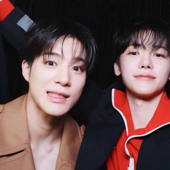 jenelune's tweet photo. anniversary มาก เหมือนคบกัน โมเม้นที่ญี่ปุ่นอีกแล้ว มินโน่ทำไร 😭😭😭😭😭😭😭😭😭😭 https://t.co/mbVUMjNwgw