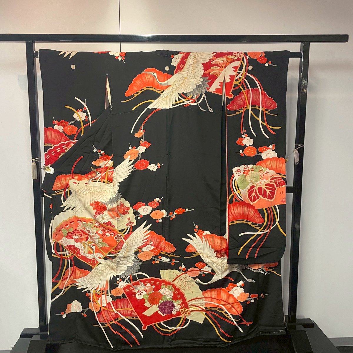 senkimono's tweet photo. 🌞梅雨明けセール開催！
明日7/10(金)12時スタート✨

店内全品50％OFF🎐
夏着物・浴衣・和装小物も対象です！

終了日は未定。
ぜひお早めに👘

🌞千kimono
店内全品半額‼️梅雨明けセール☀️🌂
営業時間：12-19時（水・木定休）
場所：大阪市北区西天満4-8-7　千寿ビル4F

#千kimono #着物 #セール https://t.co/njbCvfcOm0