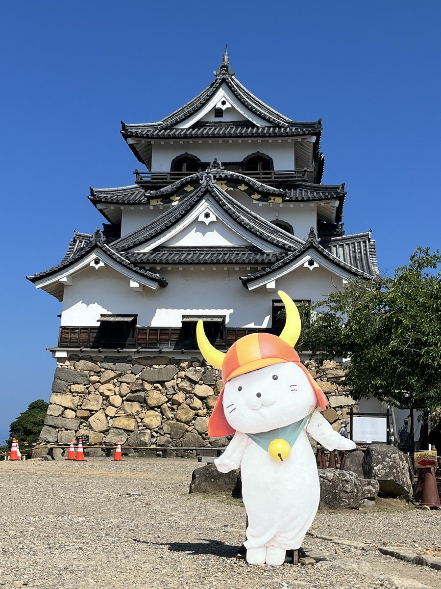 tom3_106's tweet photo. 実は人生初だった滋賀県に旅行してきました。
昨日は良かったけど今日は暑過ぎた🫠
これで近隣の県は制覇したな🤔 https://t.co/YDjjZPRWQo