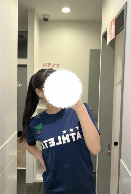 uuIHs31's tweet photo. まじで！住み近い人！！あそぼ！！ 福岡住みです https://t.co/rATdRdX9Ff