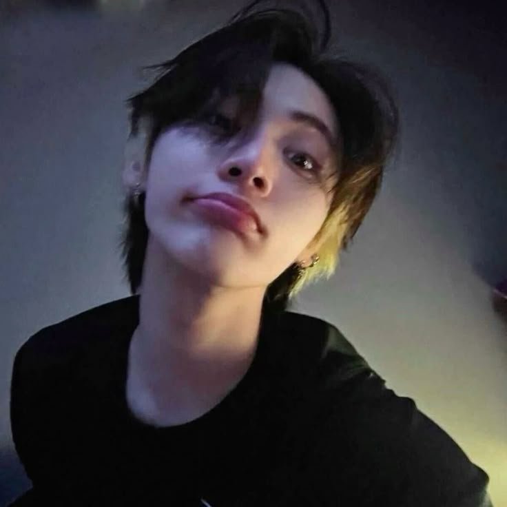anaknyataeshan's tweet photo. #ryutaes few tweets au slight 🔞
;Tante ntik dan Esan
— Si esan marah2 soalnya si Tante ntiknya singletan doang pas live https://t.co/HrrQjgVWJx