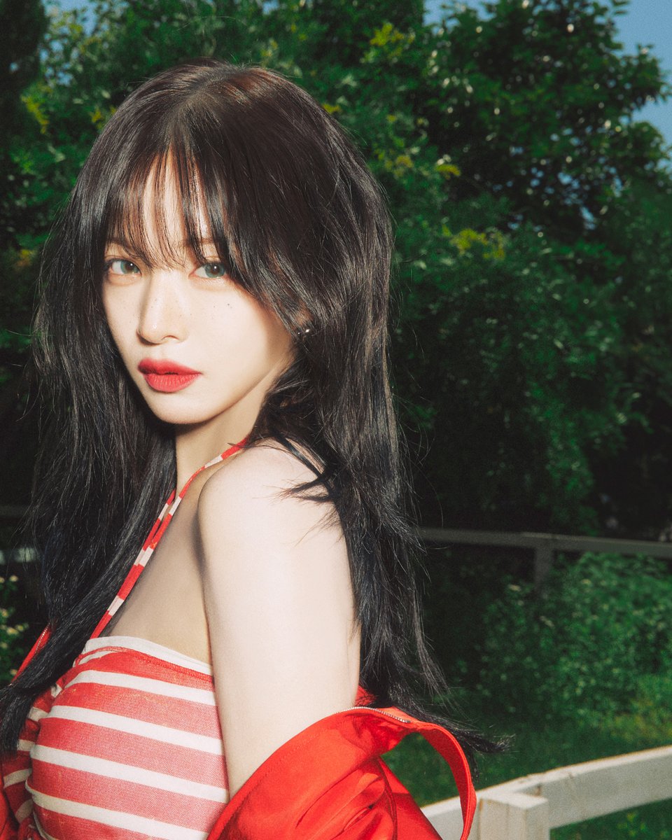 realfromis_9's tweet photo. fromis_9 (프로미스나인)
THE 2ND ALBUM [Glow ME]
2026.07.21 6PM (KST)

🍒 #Fruit
#이채영 #LEECHAEYOUNG

#fromis_9 #프로미스나인
#GlowME #VitaminME https://t.co/tcnFIpqN8M