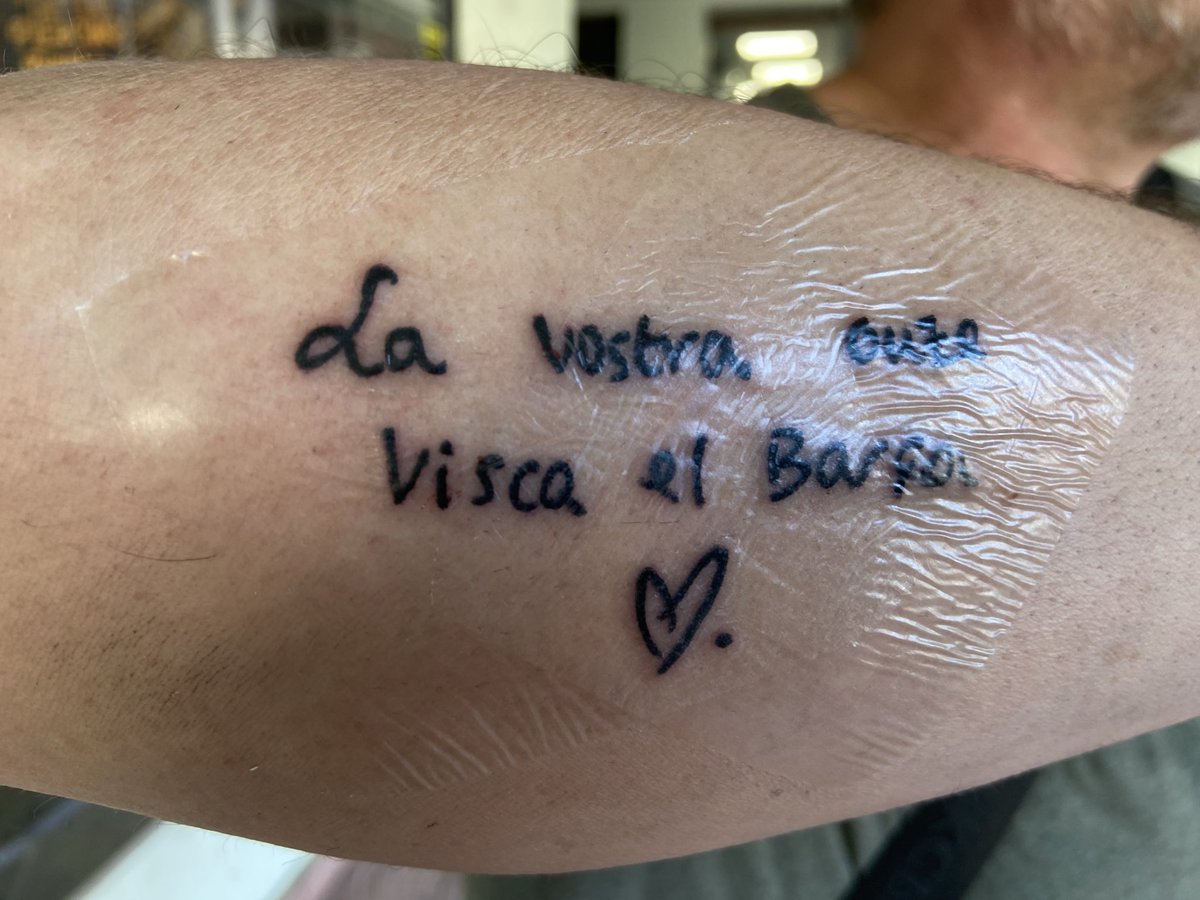fcputellismo_'s tweet photo. pues sha fet, conjuntament amb al papa.
crec que no cal que digui el perquè del tattoo, però puc dir que es el més especial que tinc.
sempre x sempre Alexia, no hi haurà mai una com tu.
per tota la vida 💙❤️ https://t.co/E3r6rzjTFx