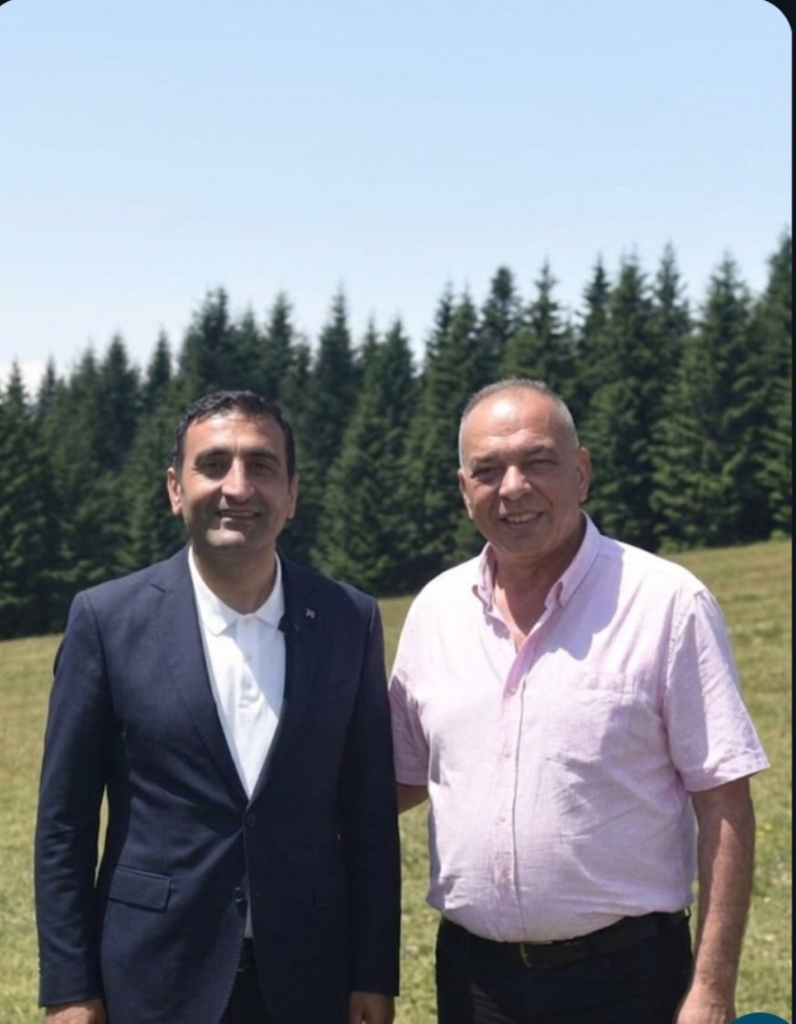 GTVURAL's tweet photo. Geçmiş olsun İnan Başkanım. @inanguney https://t.co/kuRw72wmQy
