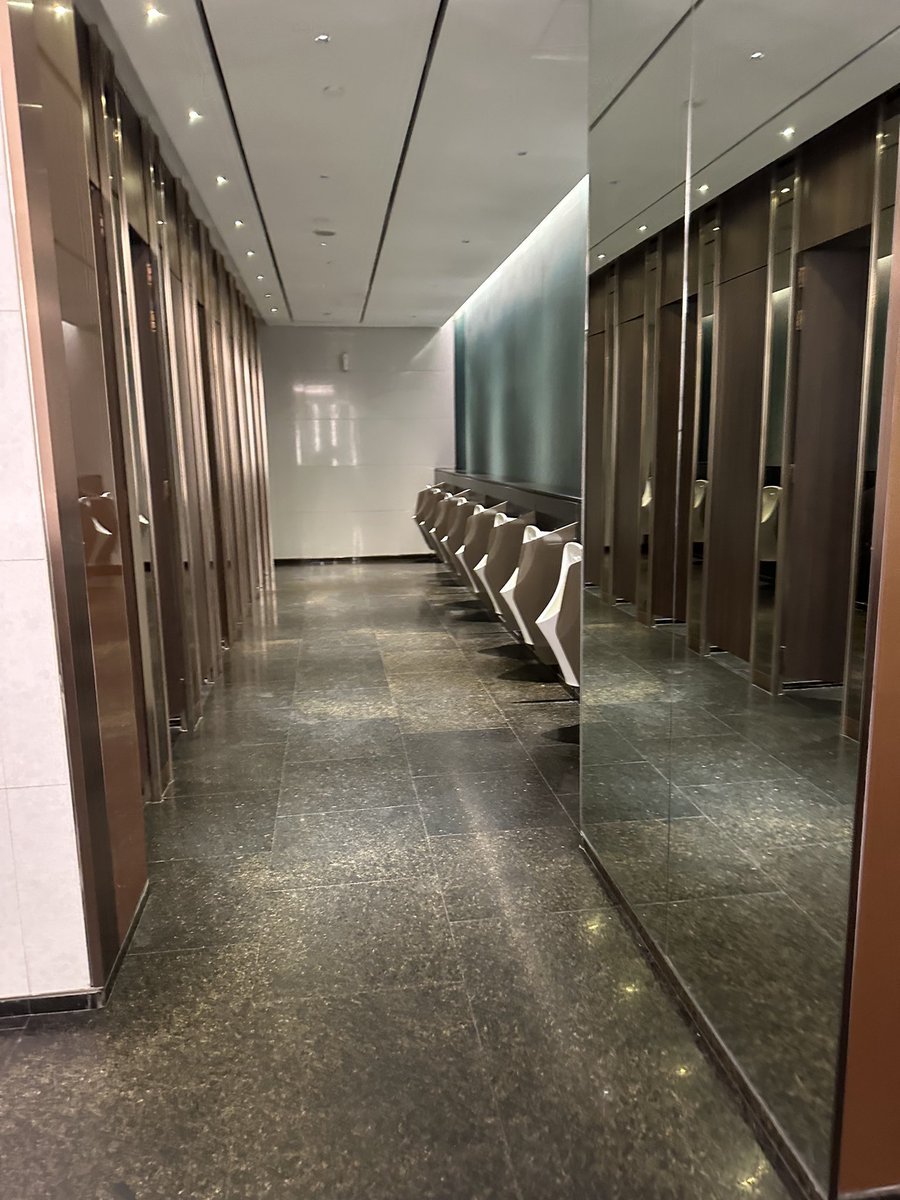 Danny90470646's tweet photo. Nice washroom https://t.co/xI4QPWHoKv