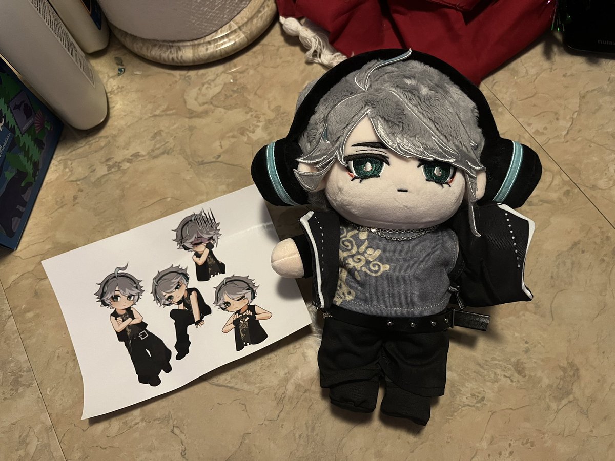 copperxquake's tweet photo. A later thank you to @danijaci301 for the Alhaitham doll

(he arrived last month) https://t.co/HZdGqr5hyA